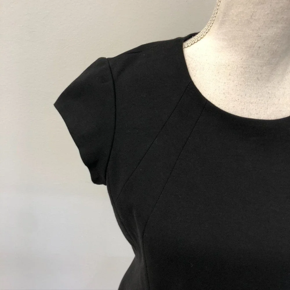 Lafayette 148 Sheath‎ Dress Womens 4 Black Short Sleeve Classic Business Career